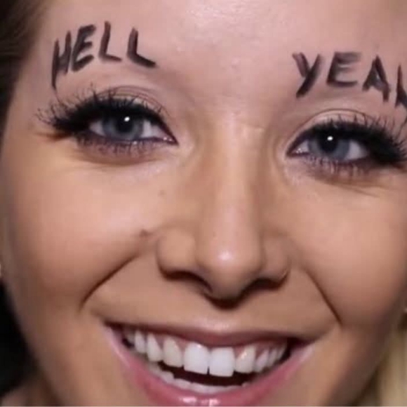 Meet your Posher, Leah - Picture 1 of 1